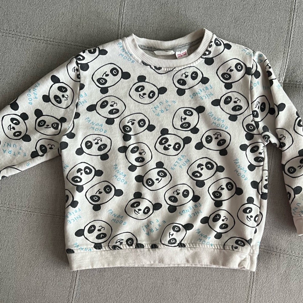 ZARA SWRATSHIRT